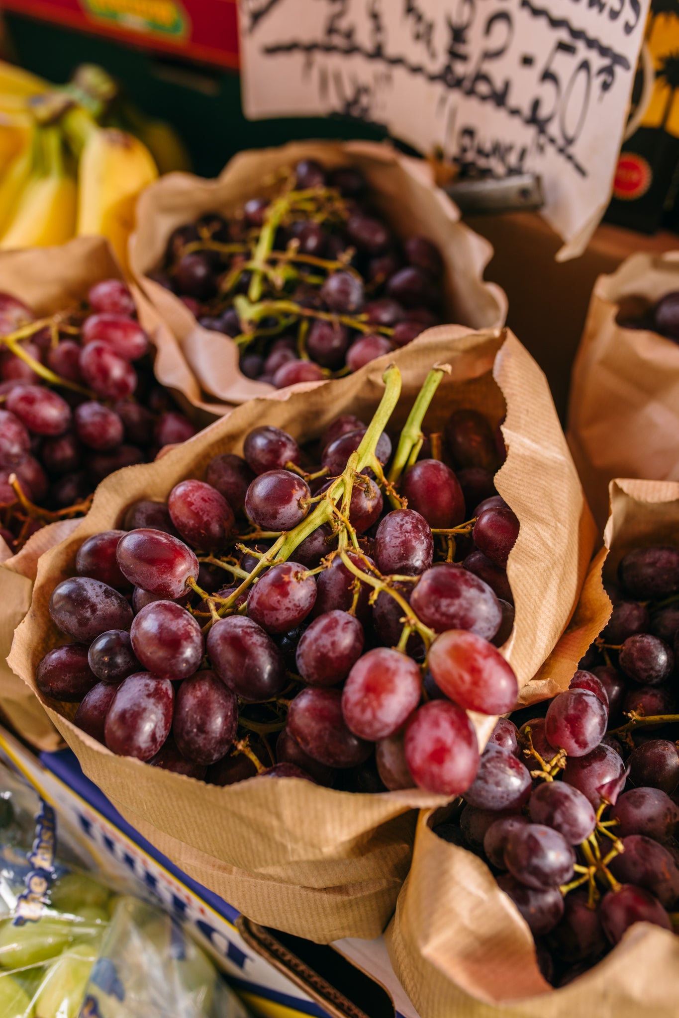 Fresh Black Seedless Grapes Delivery Online Fruit And Veg